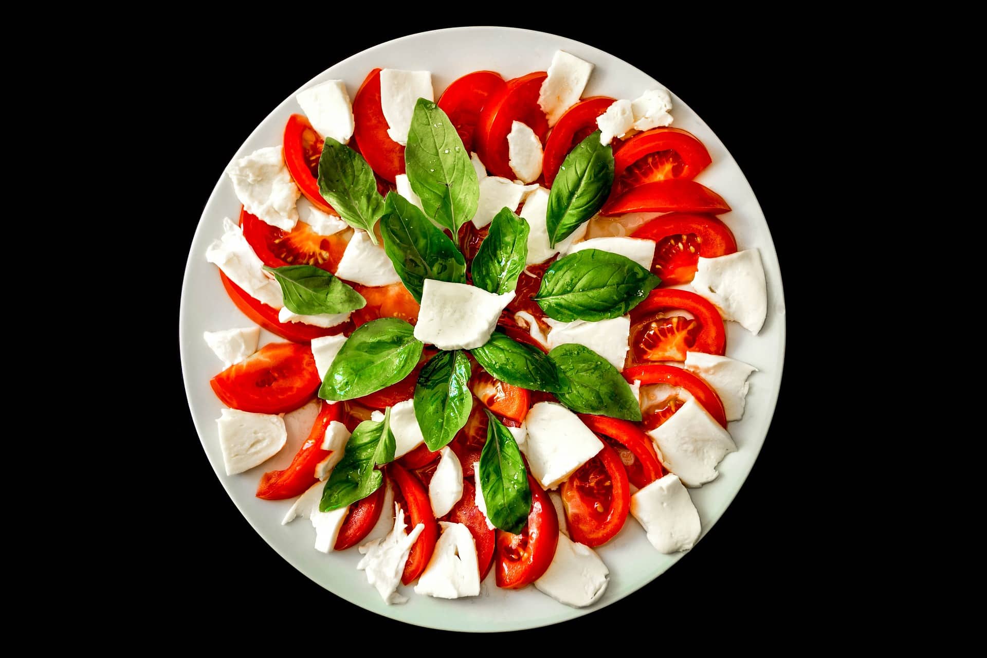 insalata Caprese Mediterranean Diet